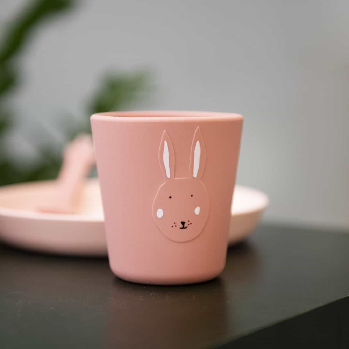 Kindergeschirr mit Hasenmotiv