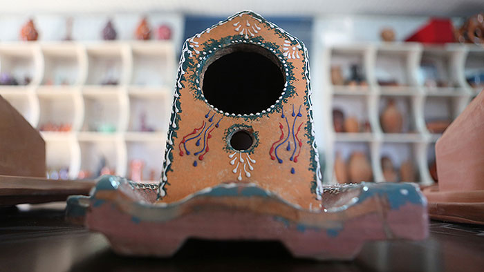 Vogelhaus aus Keramik