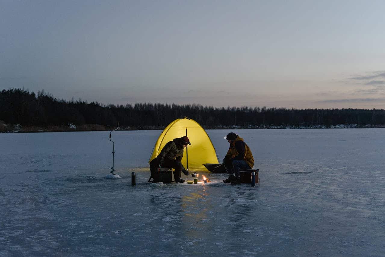 Eiskalt und doch Waerme mit Isolierflasche aus Edelstahl unterwegs