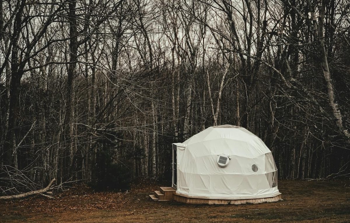 Nahreisen: Naturnah uebernachten im Domezelt
