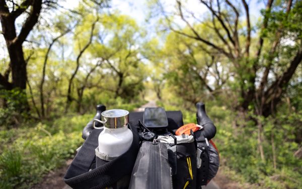 Bikepacking - Wasserflasche aus Edelstahl dabei